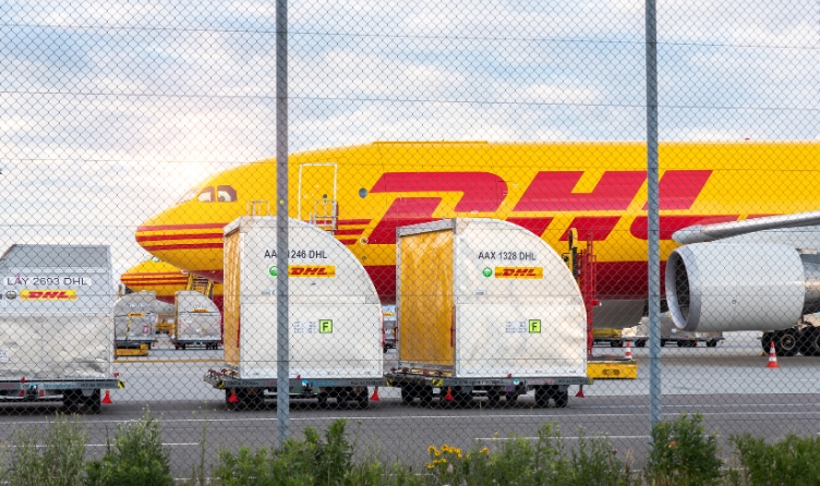 Difference Between DHL eCommerce and DHL Express